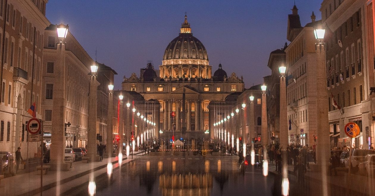 Onde fica o Vaticano? Saiba tudo sobre a sede da Igreja Católica!