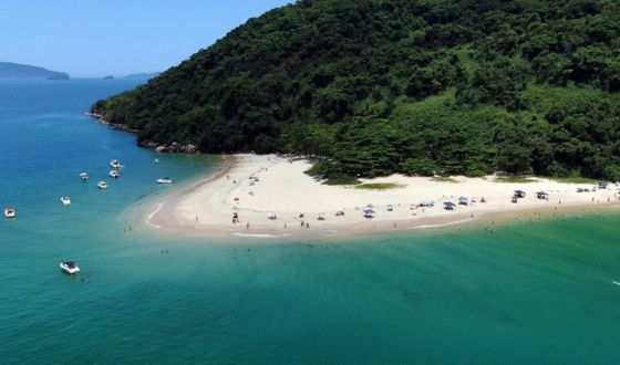 Praia da Ilha do Prumirim - Ubatuba, São Paulo
