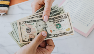 Comprar moeda estrangeira: onde e como fazer com segurança