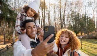 Como escolher o melhor seguro viagem internacional para família